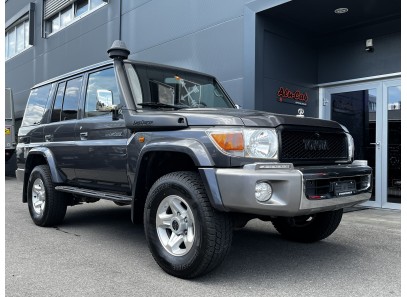 GRJ76 Toyota Land Cruiser 2016